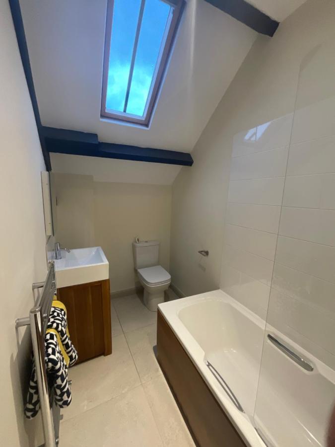Y Stabl 94A Villa Denbigh Luaran gambar